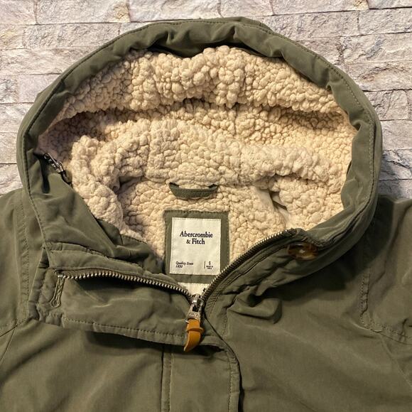 Small Abercrombie & Fitch coat - Picture 4 of 11